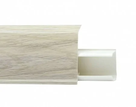 Пластиковый плинтус Royce №526 Дуб Орегон (55х23х2200мм) в Нефтекамске