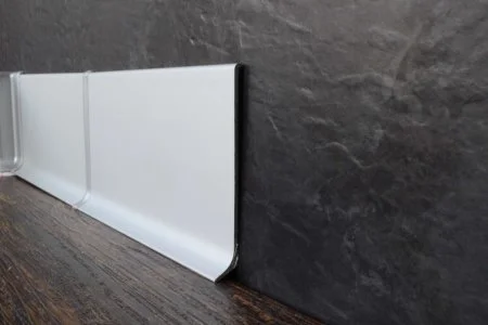 Алюминиевый плинтус ЭлитПроф Анодированный Плоский (100х11х2500 мм) в Нефтекамске