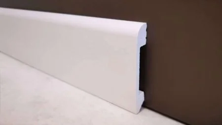 Плинтус Solid UHD 05/80 (80х13х2400 мм) в Нефтекамске