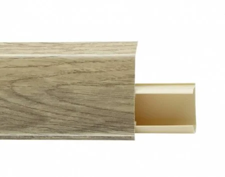 Пластиковый плинтус Royce №530 Дуб Пекан (55х23х2200мм) в Нефтекамске